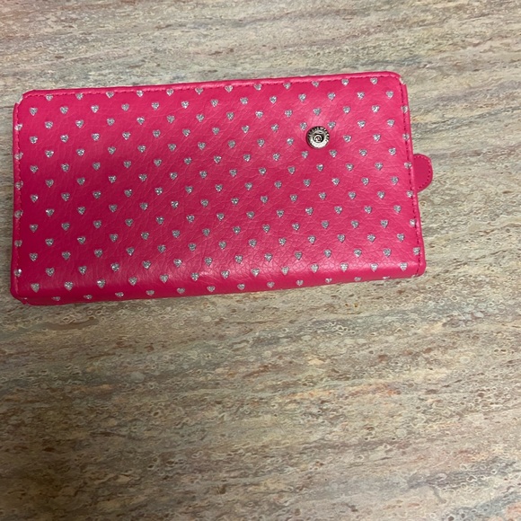 M.e.n.u Skull head duffel bag with pink wallet - Picture 11 of 16